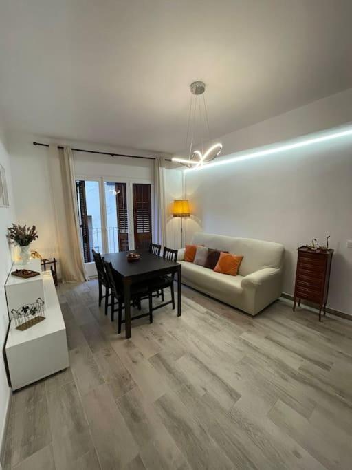 Habitacion Montgros En Casa Cami De Les Aiguees Monistrol De Montserrat エクステリア 写真