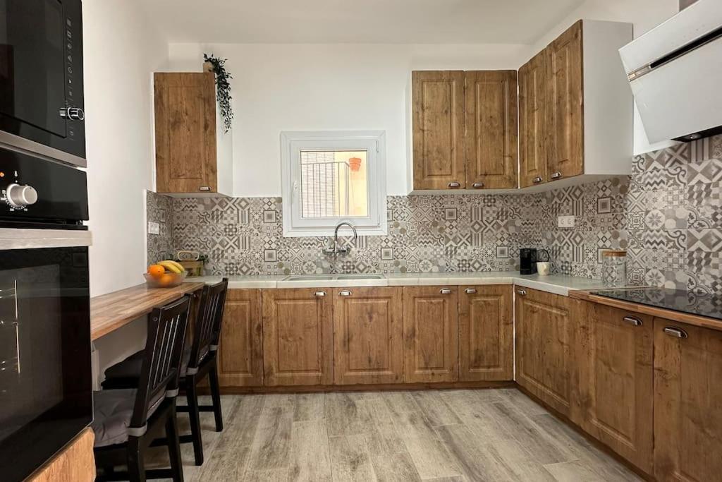 Habitacion Montgros En Casa Cami De Les Aiguees Monistrol De Montserrat エクステリア 写真